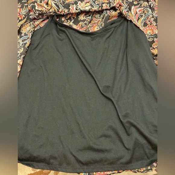 Ophelia Roe Black Red Green Floral Smocked Balloon Sleeve Ruffled Hem Top SZ 3X - Picture 11 of 15